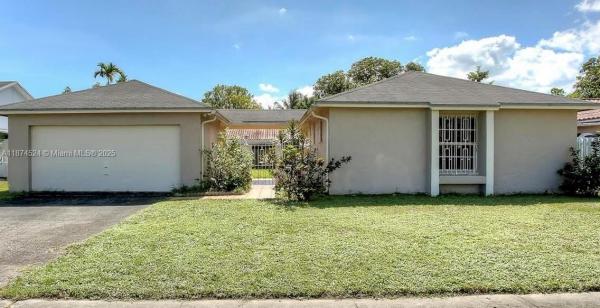 5860 NW 193rd St, Hialeah, Florida 33015, image 1