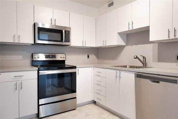 The Hemispheres, 1985 S Ocean Dr #2C, Hallandale Beach, Florida 33009, image 1