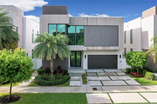 The Mansions At Doral, 10530 NW 67th Ter, Doral, Florida 33178, image 1