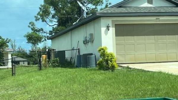 Cape Coral, 2829 NW 7th Ter, Cape Coral, Florida 33993, image 2