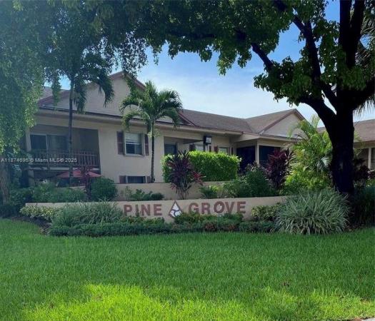11295 SW 88 St 109m, Unincorporated Dade County, Florida 33176, image 1