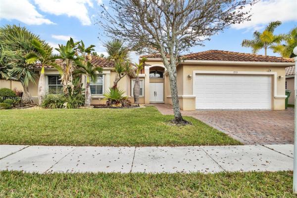 Encantada, 1553 SW 189th Ave, Pembroke Pines, Florida 33029, image 1