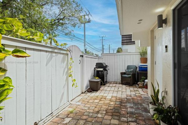 Gables Point, 4550 SW 68 Court Cir #54-8, Glenvar Heights, Florida 33155, image 3