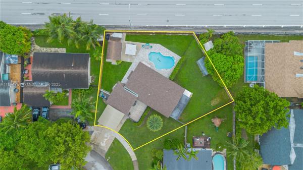 Calusa Club Estates, 12800 SW 103rd Ter, The Crossings, Florida 33186, image 2