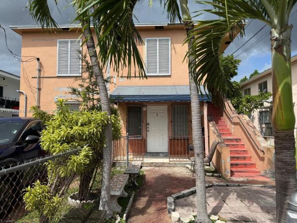 Idlewild Park, 124 SW 18th Ct, Miami, Florida 33135, image 1
