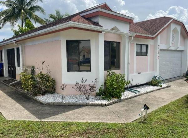 Hunter Run, 739 Holly St, North Lauderdale, Florida 33068, image 2
