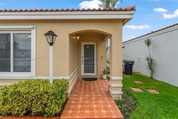 Weitzer Serena Lakes West, 17482 SW 143rd Pl, Richmond West, Florida 33177, image 2