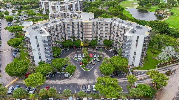 Biscaya, 20400 W Country Club Dr 416, Aventura, Florida 33180, image 1