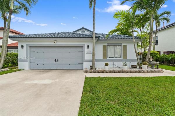 16034 SW 83rd Ter, Miami, Florida 33193, image 1