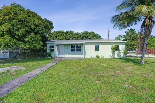 Norwood, 301 NW 190th St, Miami Gardens, Florida 33169, image 3
