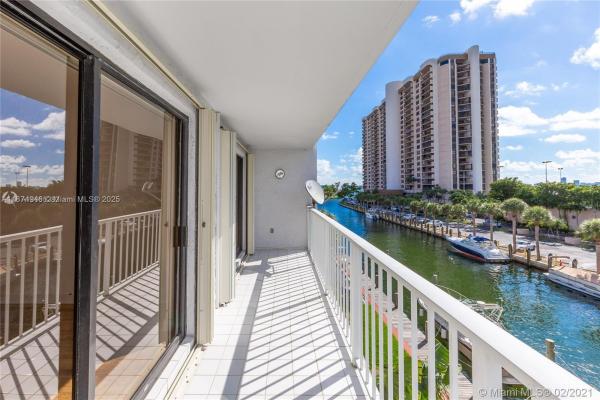 1650 NE 115 St #403, Unincorporated Dade County, Florida 33181, image 1