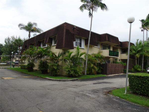 Heather Walk, 13730 SW 90th Ave #16-8, Kendall, Florida 33176, image 3