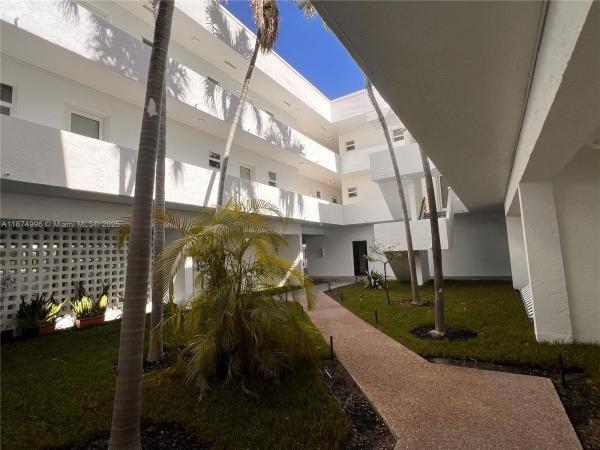 Lenox Plaza, 1033 Lenox Ave #202, Miami Beach, Florida 33139, image 1
