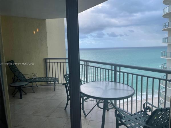 DoubleTree By Hilton Ocean Point Resort & Spa, 17375 Collins Ave #1903, Sunny Isles Beach, Florida 33160, image 1