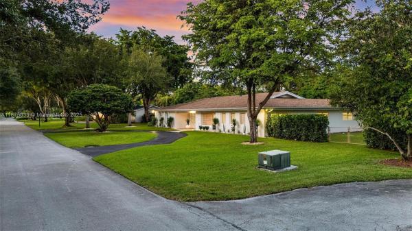 Stonehaven East, 12205 SW 69th Pl, Pinecrest, Florida 33156, image 3
