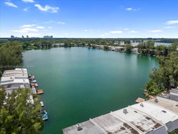 5020 SW 69th Pl, Miami, Florida 33155, image 1