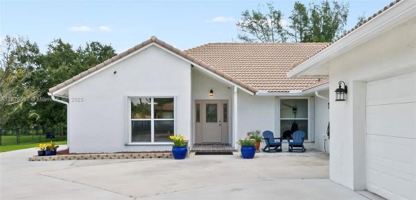 Davie No HOA, 2940 SW 155th Ln, Davie, Florida 33331, image 2
