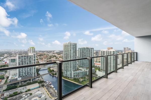 Reach Brickell City Centre, 68 SE 6th St #3706, Miami, Florida 33131, image 1