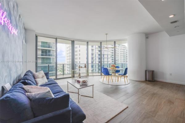 Brickell Heights East, 45 SW 9th St #4108, Miami, Florida 33130, image 1
