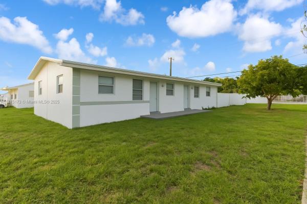 18350 SW 105th Ave #1, Unincorporated Dade County, Florida 33157, image 1