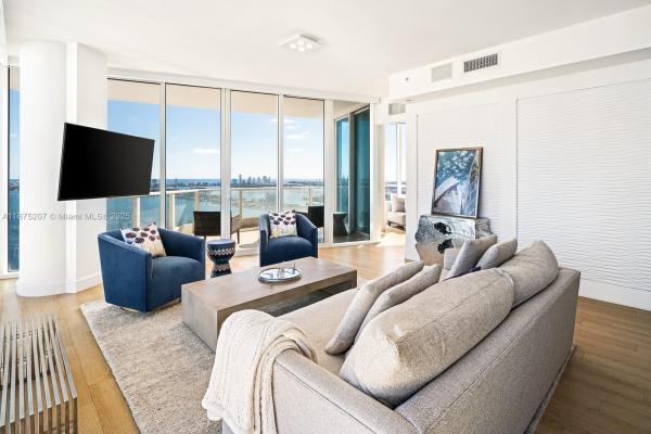 Paramount Bay, 2020 N Bayshore Dr #4101, Miami, Florida 33137, image 2