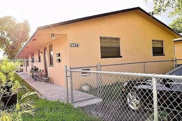St James Park Northeast, 1734 N 16th Ct #1-2, Hollywood, Florida 33020, image 1