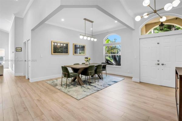 Fox Run At Jacaranda, 10901 NW 18th Dr, Plantation, Florida 33322, image 2