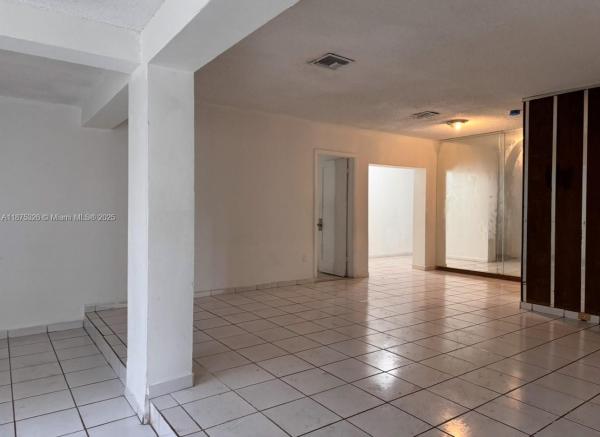 North Miami Gardens, 1565 NE 141st St #1565, North Miami, Florida 33161, image 1