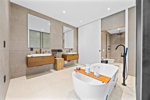 288 NE 117th St, Miami, Florida 33161, image 3