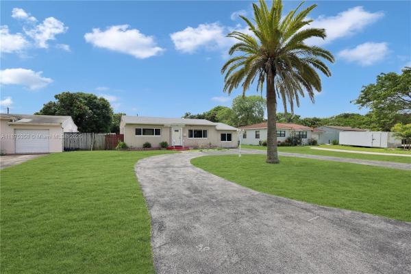 Hollywood Little Ranches, 2834 Jackson St, Hollywood, Florida 33020, image 3