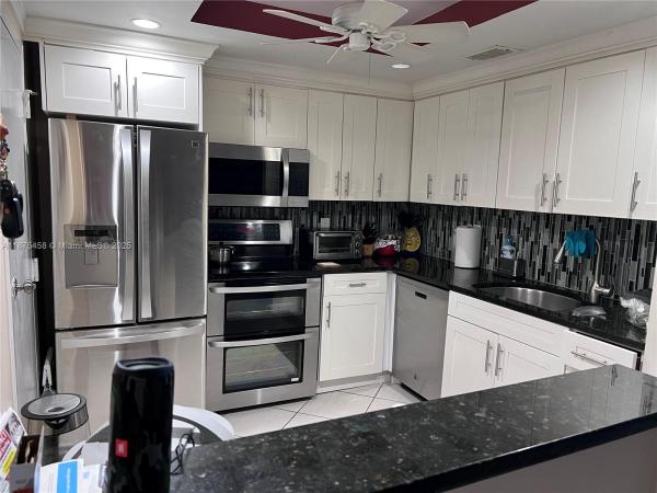 Plantation Place, 6600 Cypress Rd #504, Plantation, Florida 33317, image 1