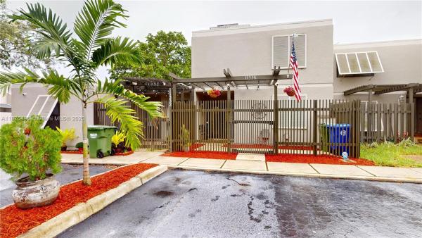 Villas Lakes, 11336 NW 15th St, Pembroke Pines, Florida 33026, image 1