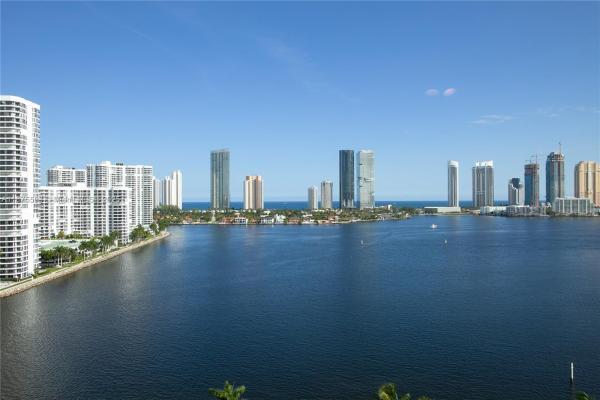 Hidden Bay, 3370 NE 190th St #1808, Aventura, Florida 33180, image 2