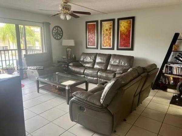 8415 SW 107th Ave 270w, Miami, Florida 33173, image 1