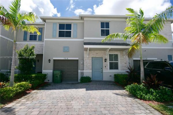 754 SE 16th Ct, Homestead, Florida 33034, image 1