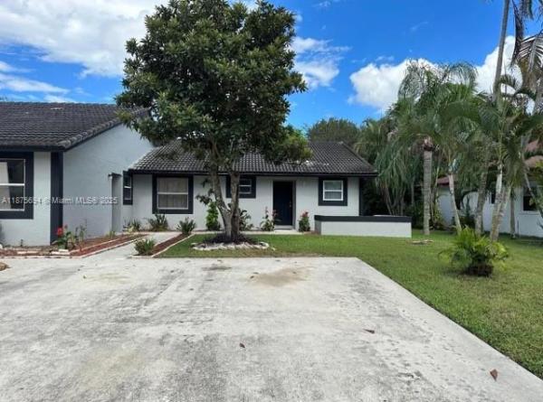 Lakeside Shores, Wellington, Florida 33414, image 1