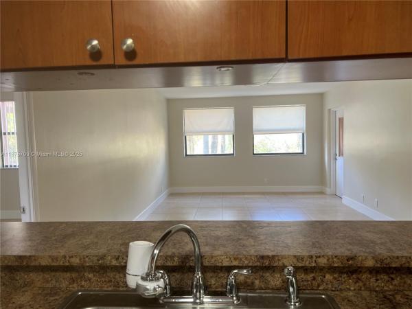Las Vistas At Doral, 8180 Geneva Ct #326, Doral, Florida 33166, image 2