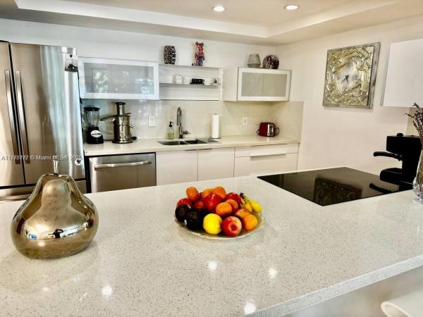 1001 Three Islands Blvd #31, Hallandale Beach, Florida 33009, image 1