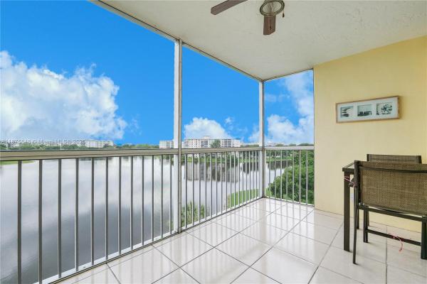 Palm-Aire Country Club 4, 3091 N Course Dr #707, Pompano Beach, Florida 33069, image 2