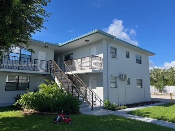4450 SW 67th Ave #x, Unincorporated Dade County, Florida 33155, image 1