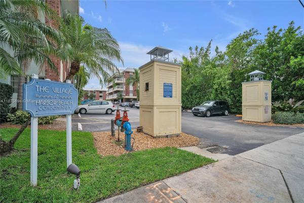 Village At Harbor Beach, 2420 SE 17th Cswy #403C, Fort Lauderdale, Florida 33316, image 1