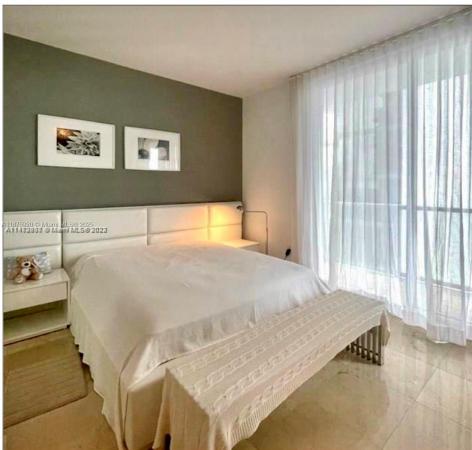 1050 Tower, 1050 Brickell Ave #2522, Miami, Florida 33131, image 1