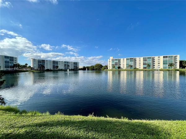 Meadowbrook Lakes View, 131 SE 3rd Ave #305, Dania Beach, Florida 33004, image 1