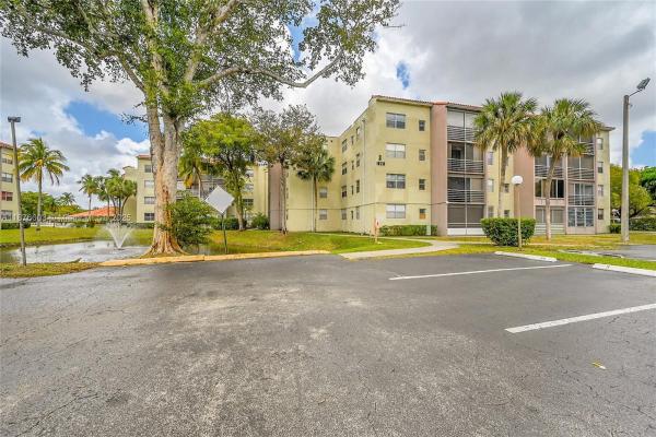 Courtyards Of Broward, 1820 SW 81st Ave #3300, North Lauderdale, Florida 33068, image 1