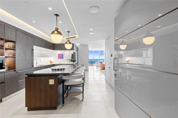 Continuum On South Beach The South Tower, 100 S Pointe Dr #3605, Miami Beach, Florida 33139, image 1