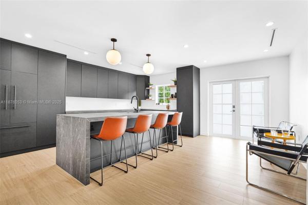 Reid Air, 6135 SW 29th St, Coral Terrace, Florida 33155, image 3