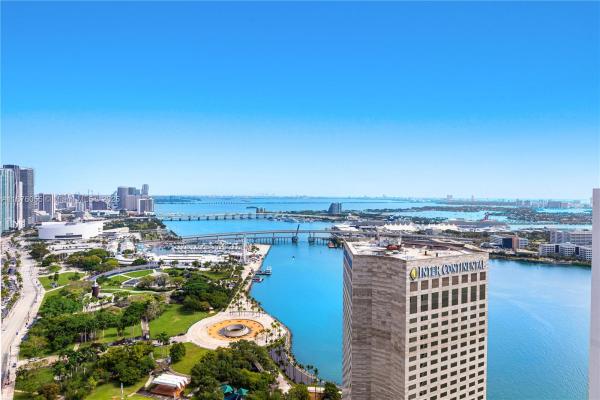 One Miami West, 325 S Biscayne Blvd #UPH18, Miami, Florida 33131, image 1
