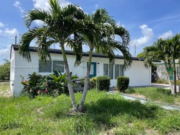 Monroe Heights, 1117 W 26th Ct, Riviera Beach, Florida 33404, image 1