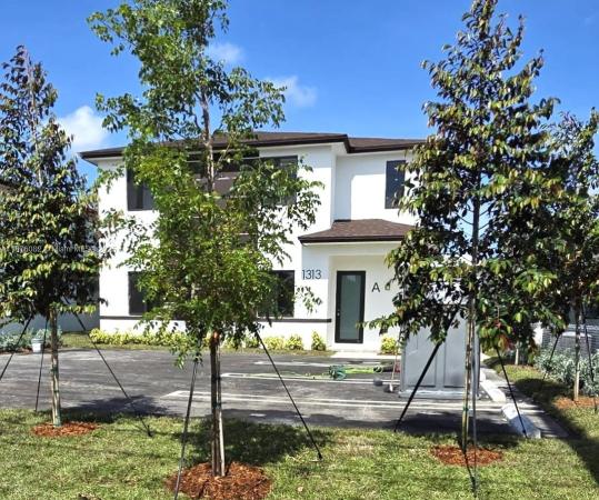 Washington Park, 1313 NW 6th Ave, Florida City, Florida 33034, image 1