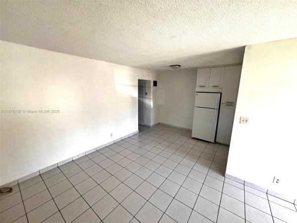 Warrenton House, 2145 Pierce St #105, Hollywood, Florida 33020, image 2